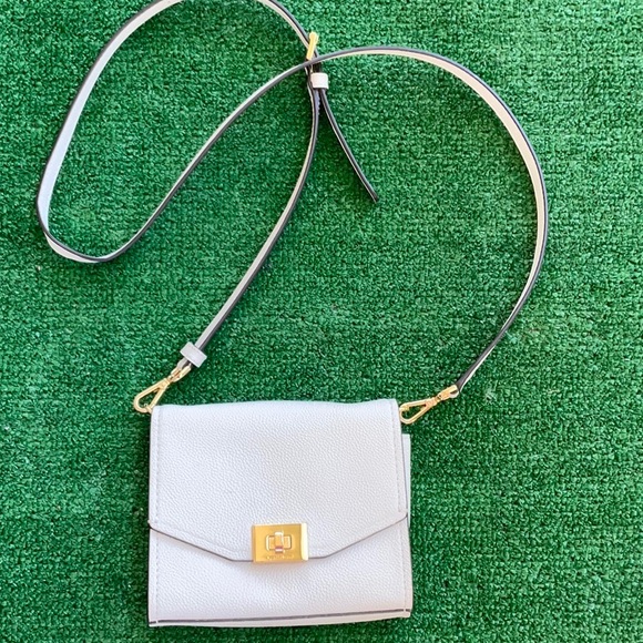 Michael Kors Small Crossbody - Picture 1 of 11